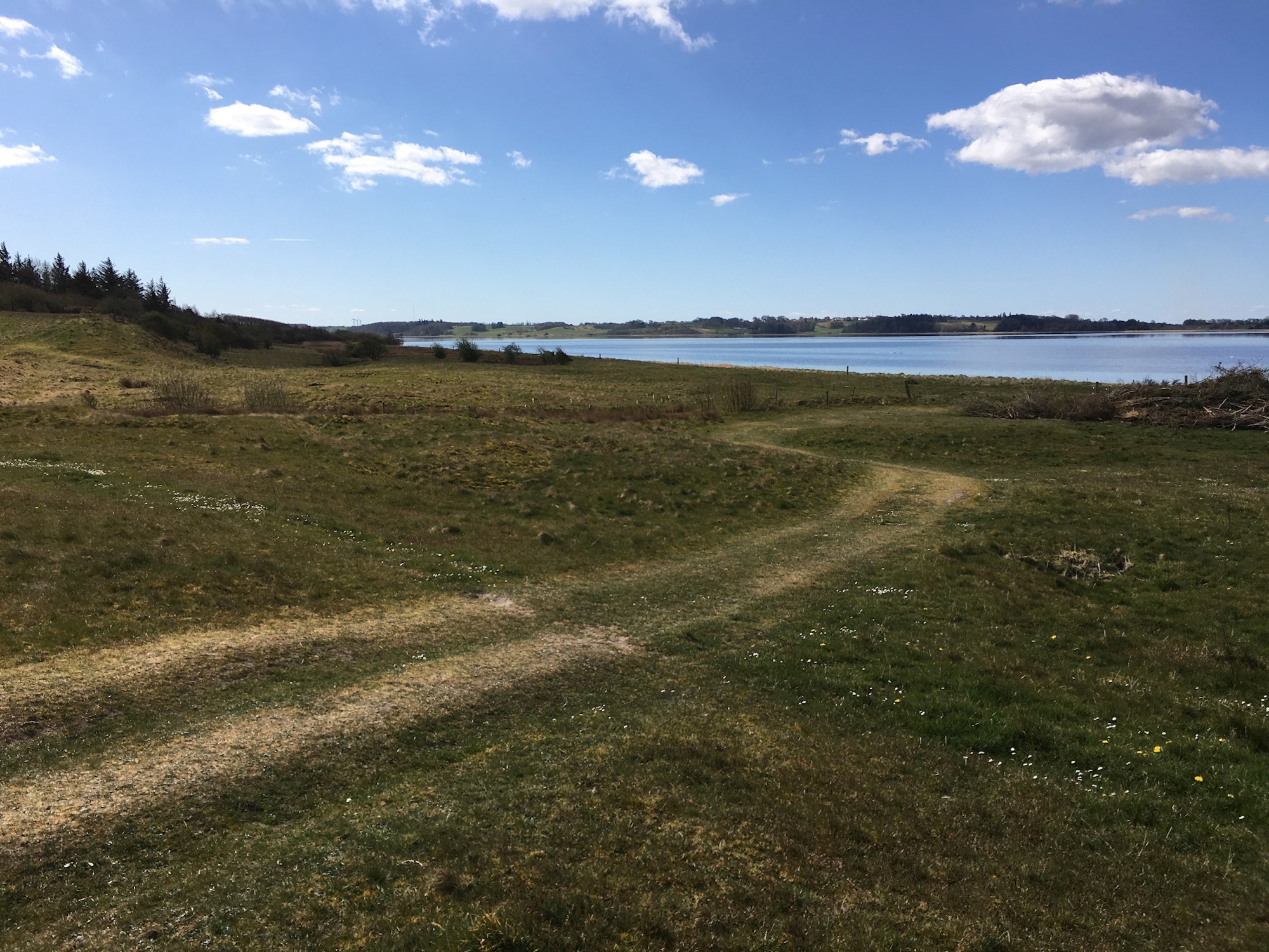 Sporet ned mod Stranden ved Lynderup